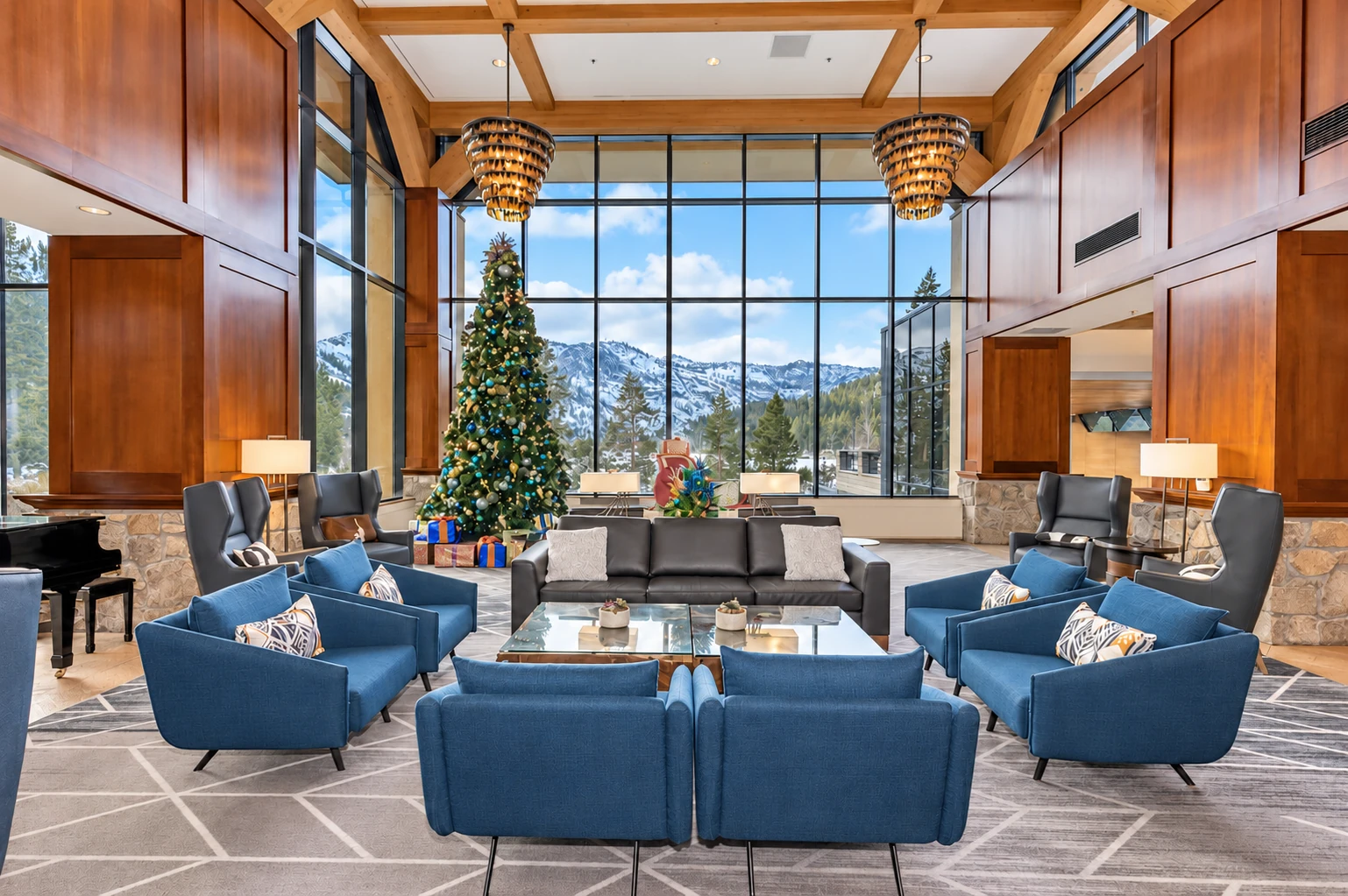 Resort amenities — Resort lobby